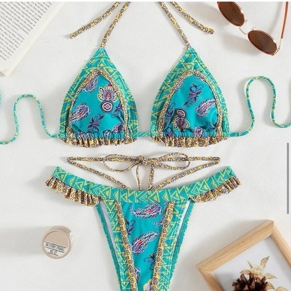 Luxe Bikini Santorini Swimsuit Set Small top Large bottom - Picture 2 of 7